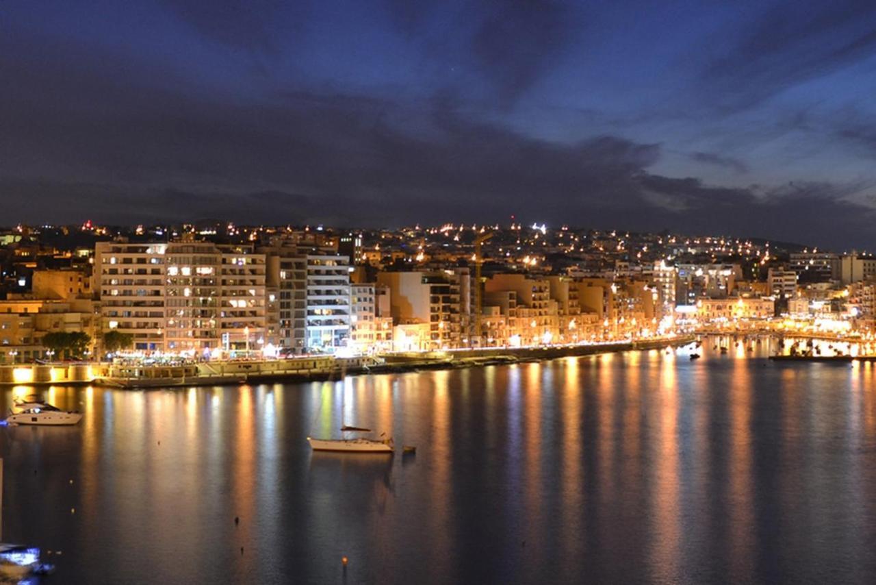 Seaview Apartment In Fort Cambridge, Sliema Exterior photo