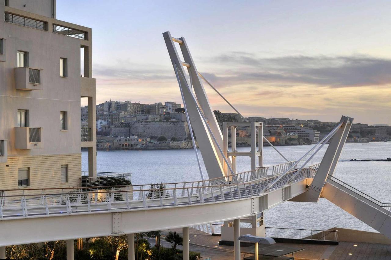 Seaview Apartment In Fort Cambridge, Sliema Exterior photo